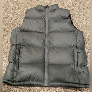 Patagonia Men’s goose down vest